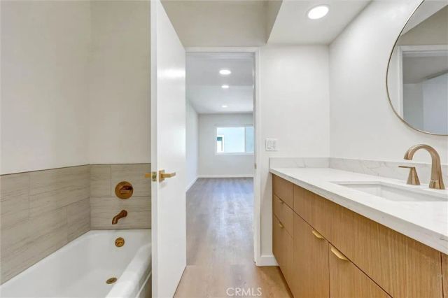 4915 Tyrone 325, Sherman Oaks, CA 91423