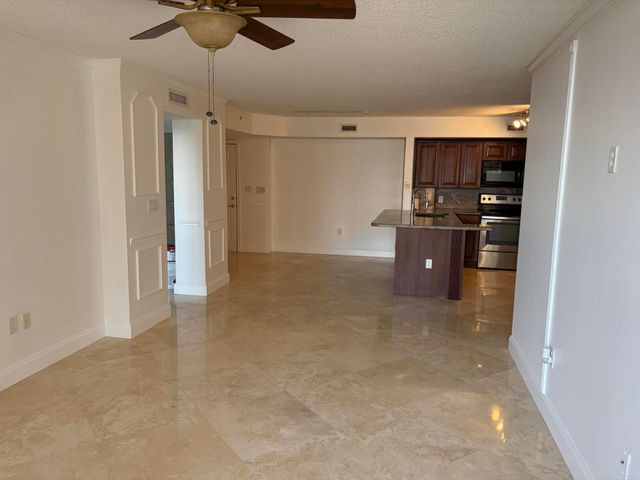 1801 N FLAGLER Drive 821, West Palm Beach, FL 33407