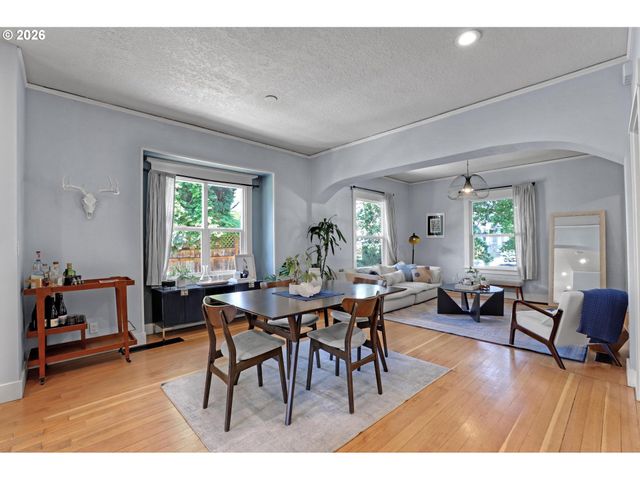 2022 N ALBERTA St, Portland, OR 97217
