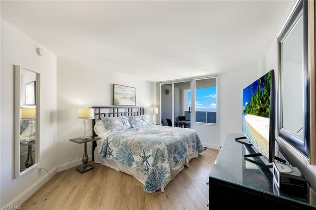 4041 Gulf Shore BLVD N 1505, Naples, FL 34103
