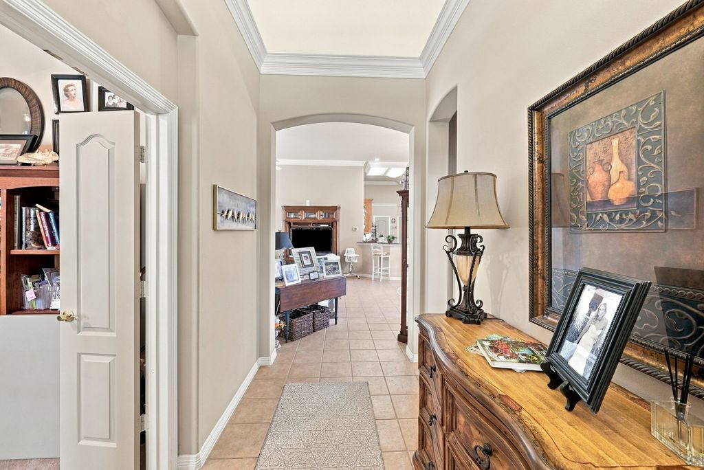 6033 Roaring Springs Drive, North Richland Hills, TX 76180 — photo 5