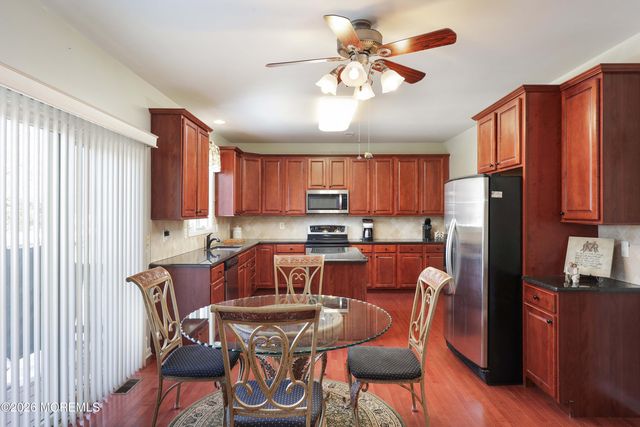 48 Starr Court, Atlantic Highlands, NJ 07716