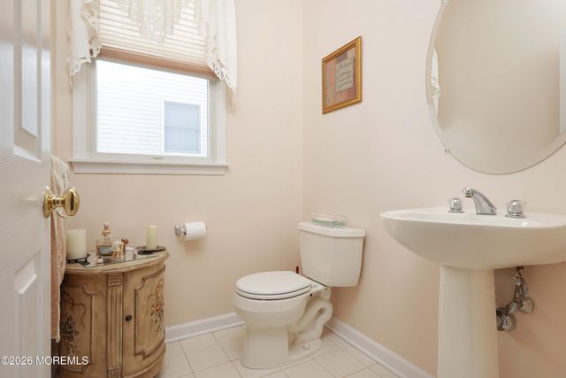 48 Starr Court, Atlantic Highlands, NJ 07716