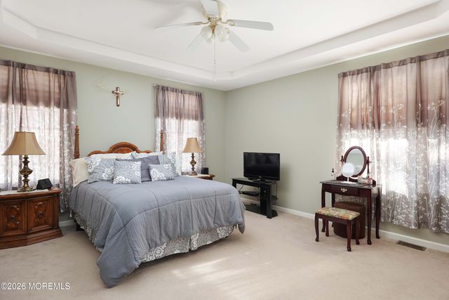 48 Starr Court, Atlantic Highlands, NJ 07716