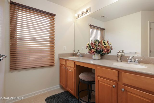 48 Starr Court, Atlantic Highlands, NJ 07716