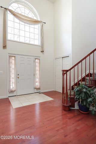 48 Starr Court, Atlantic Highlands, NJ 07716