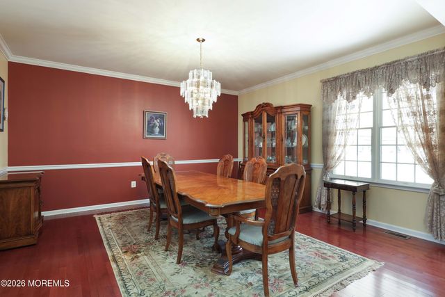 48 Starr Court, Atlantic Highlands, NJ 07716