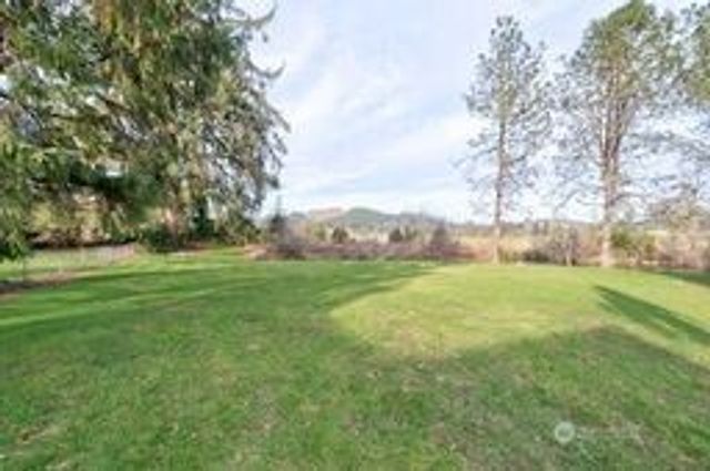 1331 Dolan Street, Raymond, WA 98577