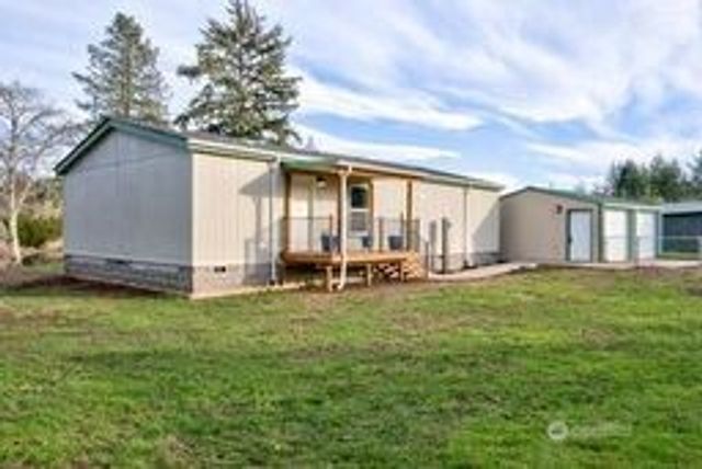 1331 Dolan Street, Raymond, WA 98577