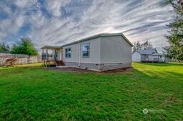 1331 Dolan Street, Raymond, WA 98577