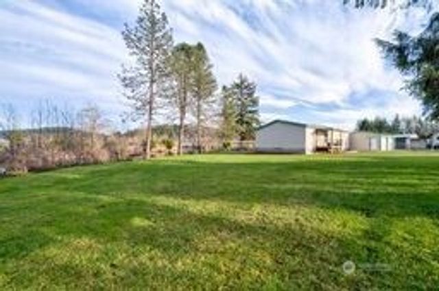 1331 Dolan Street, Raymond, WA 98577