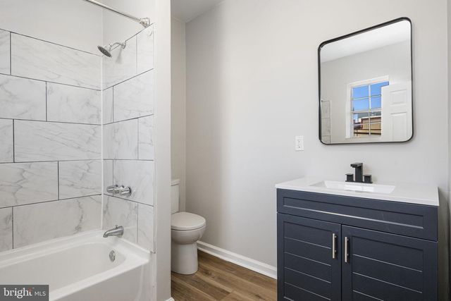 935 MUHLENBERG ST, Reading, PA 19602