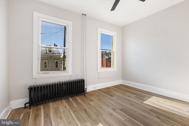 935 MUHLENBERG ST, Reading, PA 19602