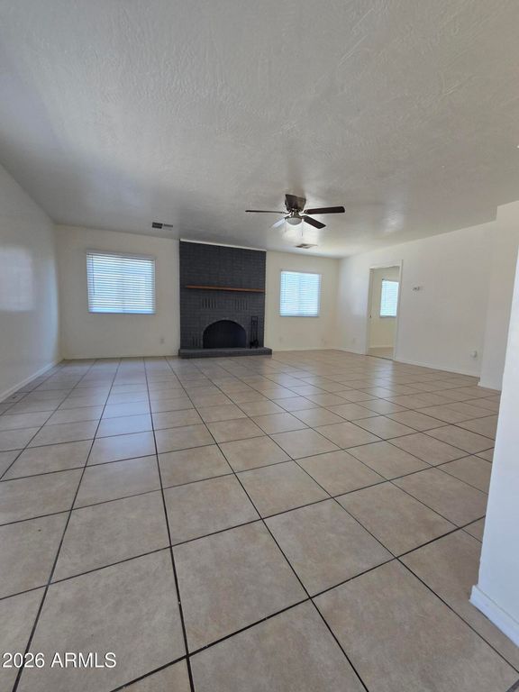 6917 W HIGHLAND Avenue, Phoenix, AZ 85033 — photo 4