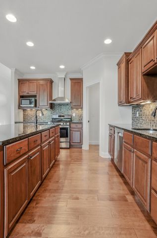 5300 PERCHE POINTE PL, Columbia, MO 65203