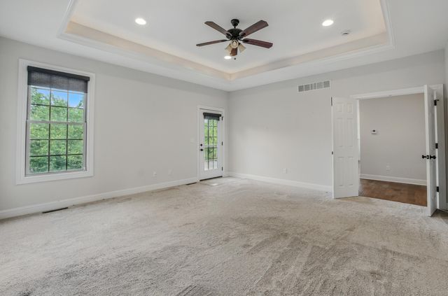 5300 PERCHE POINTE PL, Columbia, MO 65203