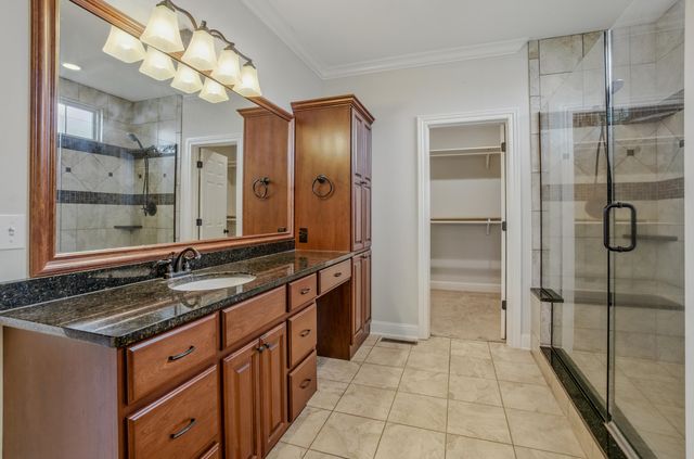 5300 PERCHE POINTE PL, Columbia, MO 65203