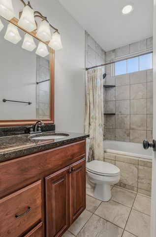 5300 PERCHE POINTE PL, Columbia, MO 65203