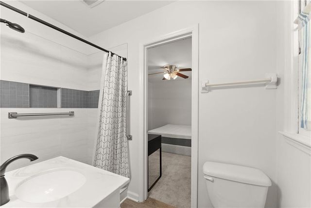 2148 Santa Fe Trail, Snellville, GA 30078