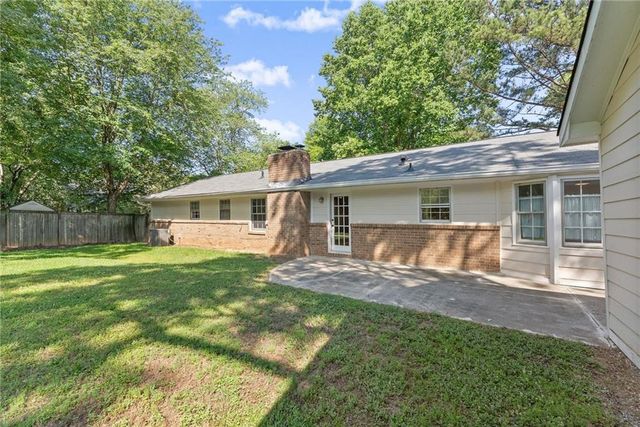 2148 Santa Fe Trail, Snellville, GA 30078