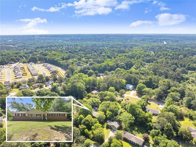 2148 Santa Fe Trail, Snellville, GA 30078