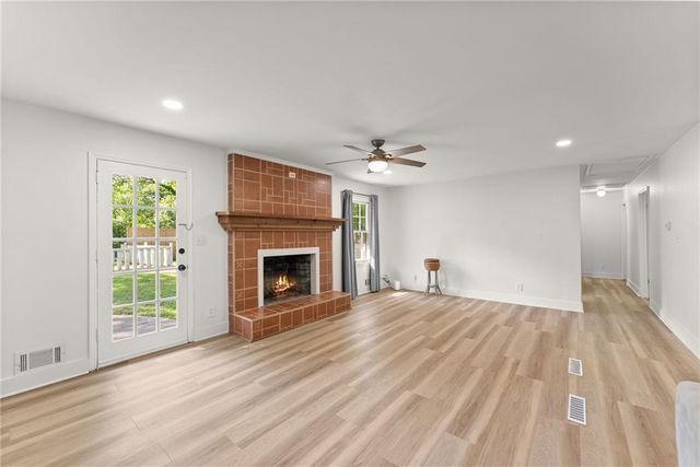 2148 Santa Fe Trail, Snellville, GA 30078