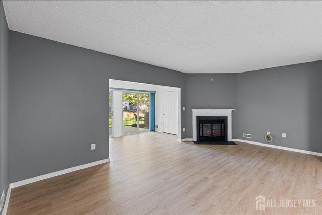 36 Albury Way, North Brunswick, NJ 08902