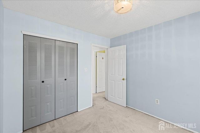 36 Albury Way, North Brunswick, NJ 08902