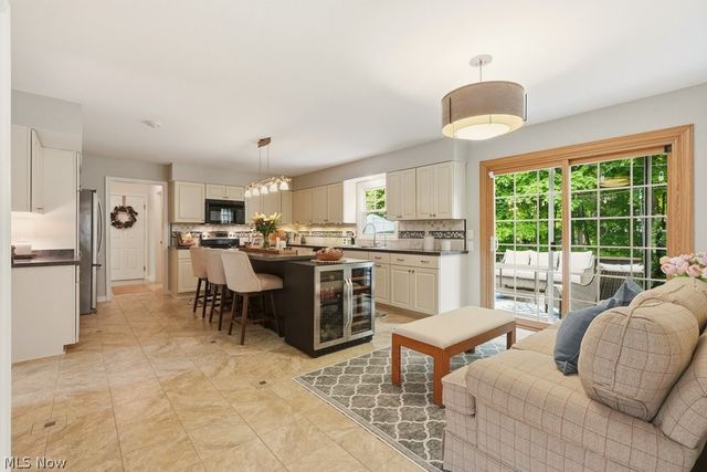 5060 Boulder Creek Drive, Solon, OH 44139