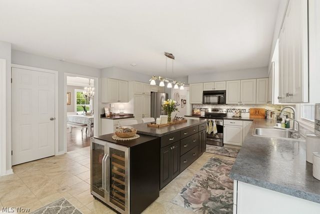 5060 Boulder Creek Drive, Solon, OH 44139