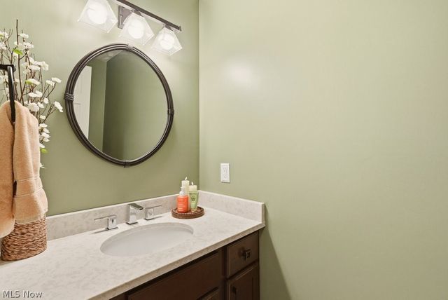 5060 Boulder Creek Drive, Solon, OH 44139