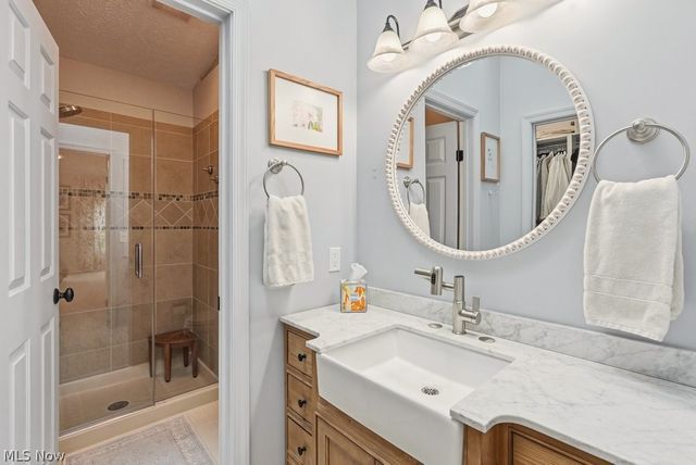 5060 Boulder Creek Drive, Solon, OH 44139