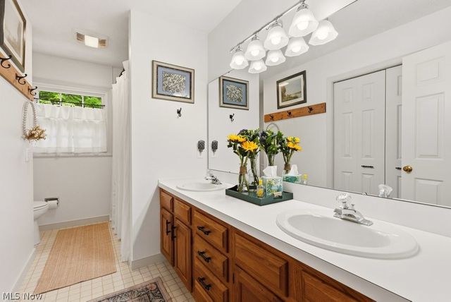 5060 Boulder Creek Drive, Solon, OH 44139