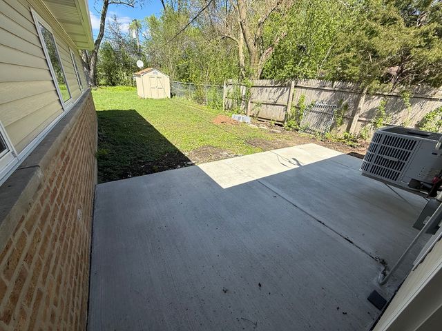 406 Sauk Trail, Park Forest, IL 60466