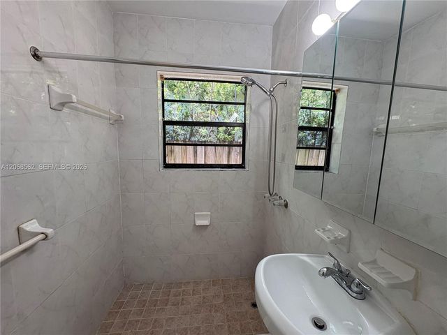 807 86th Street 802, Miami Beach, FL 33141