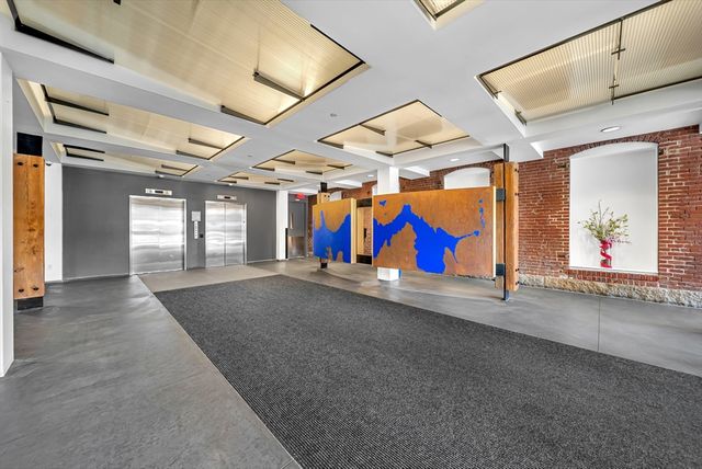 21 Wormwood St 620, Boston, MA 02210