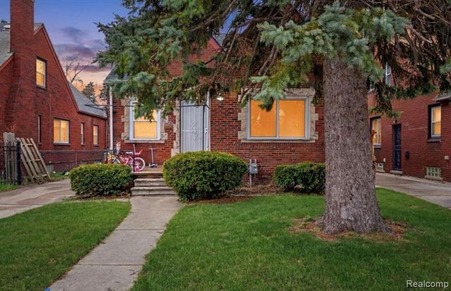 11437 Kenmoor Street, Detroit, MI 48205