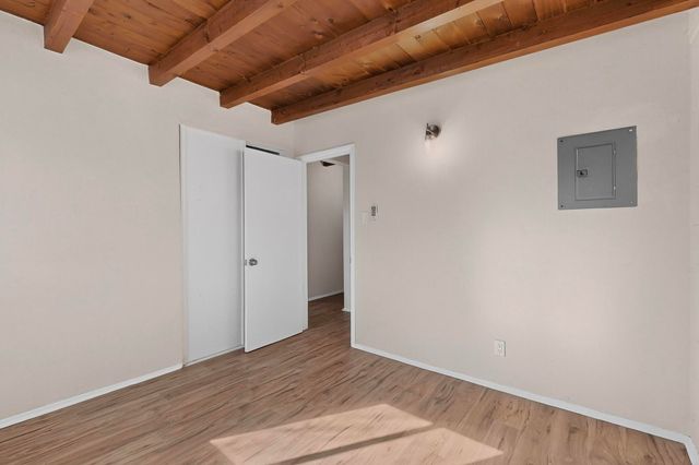 1138 Luthy Circle NE, Albuquerque, NM 87112