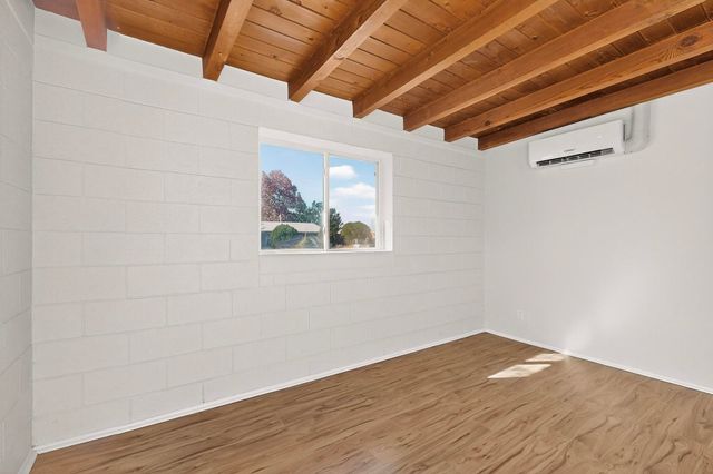 1138 Luthy Circle NE, Albuquerque, NM 87112