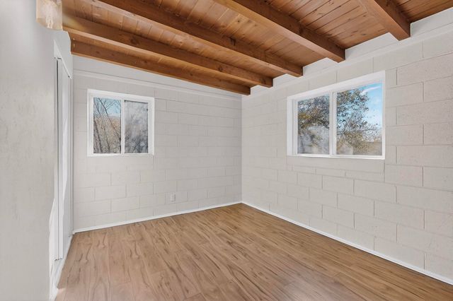 1138 Luthy Circle NE, Albuquerque, NM 87112