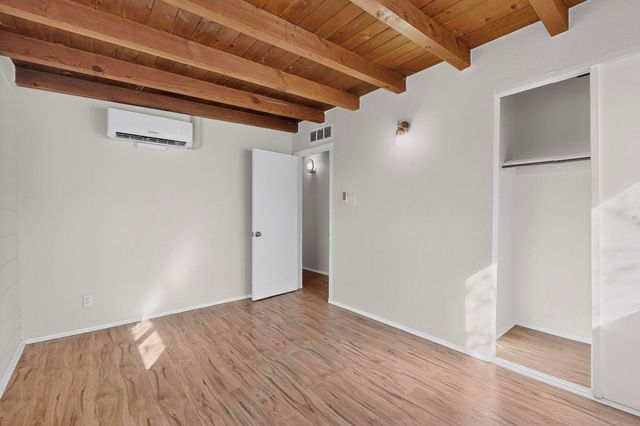 1138 Luthy Circle NE, Albuquerque, NM 87112