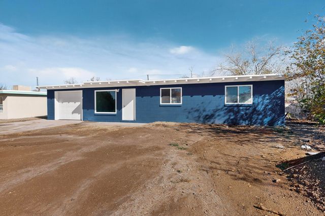 1138 Luthy Circle NE, Albuquerque, NM 87112