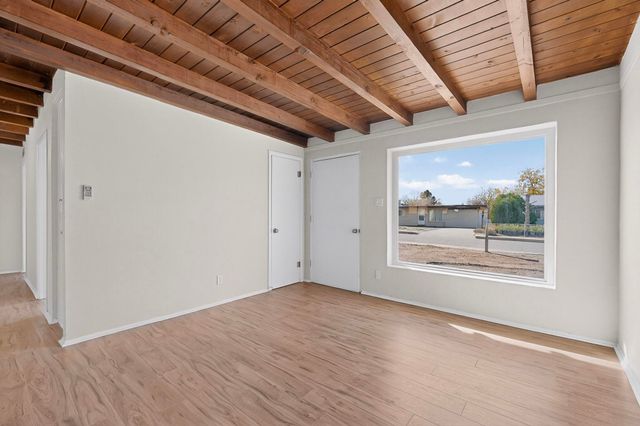 1138 Luthy Circle NE, Albuquerque, NM 87112