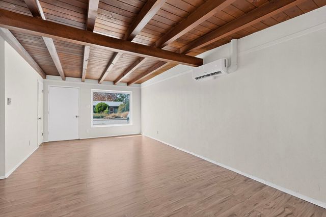 1138 Luthy Circle NE, Albuquerque, NM 87112