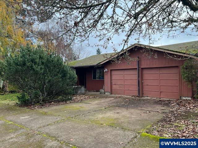 1874 Cedarcrest Dr S, Salem, OR 97306