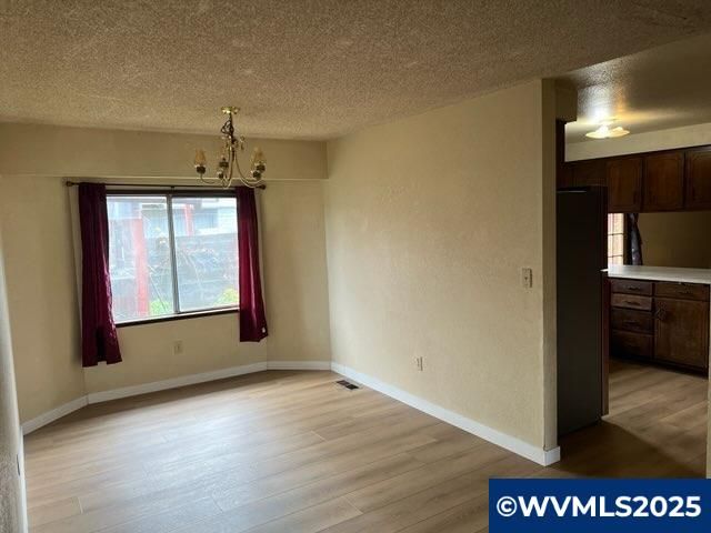 1874 Cedarcrest Dr S, Salem, OR 97306