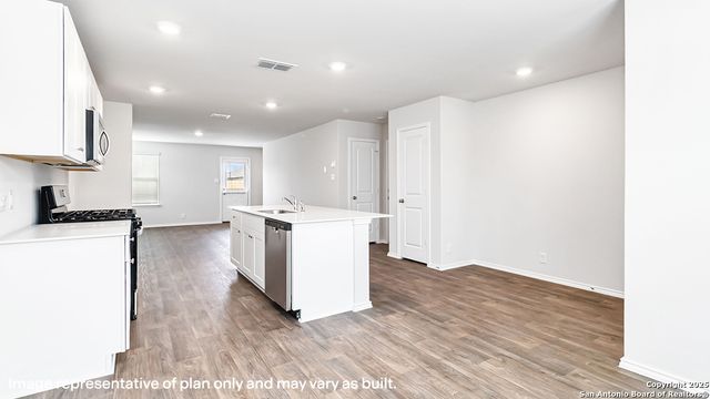 15521 Laughing Owl, San Antonio, TX 78253