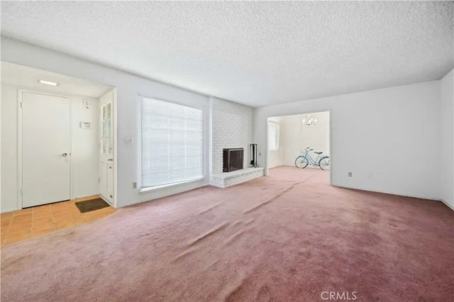 37304 Mahonia, Palmdale, CA 93552