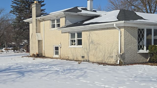 326 S Minerva Avenue, Glenwood, IL 60425