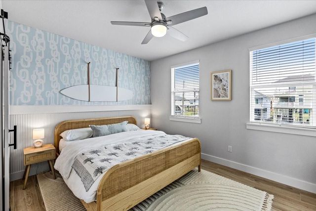 1990 Royalville Court, Crystal Beach, TX 77650